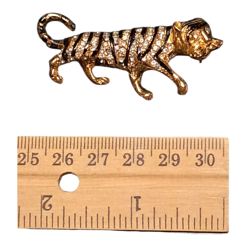 Vintage Gold Tone Enameled With Rhinestone Tiger Brooch - Picture 2 of 3